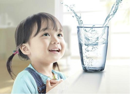 揭秘免費(fèi)送凈水器純水機(jī)，當(dāng)心黑心商家以送代賣(mài)，消費(fèi)者務(wù)必擦亮眼睛